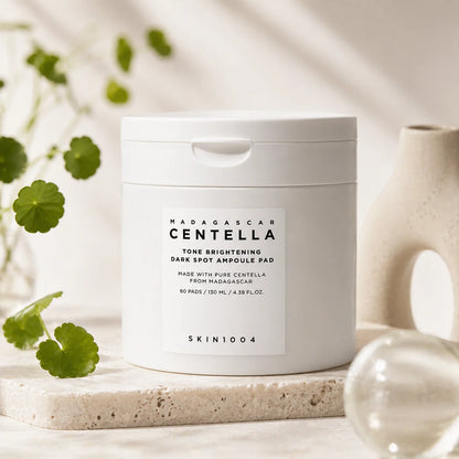 SKIN1004 Madagascar Centella Tone Brightening Dark Spot Ampoule Pad 130 ml