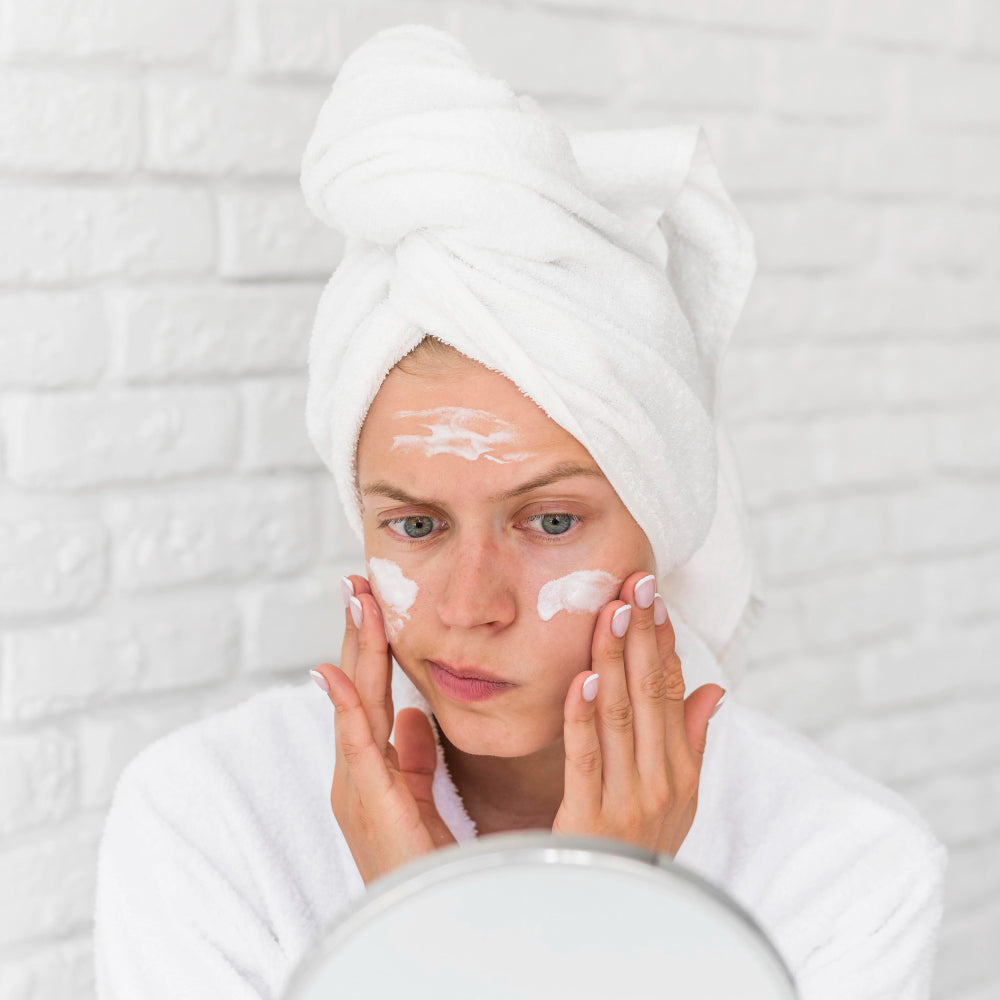 balsam makeup entferner - glanzhaut by freepik