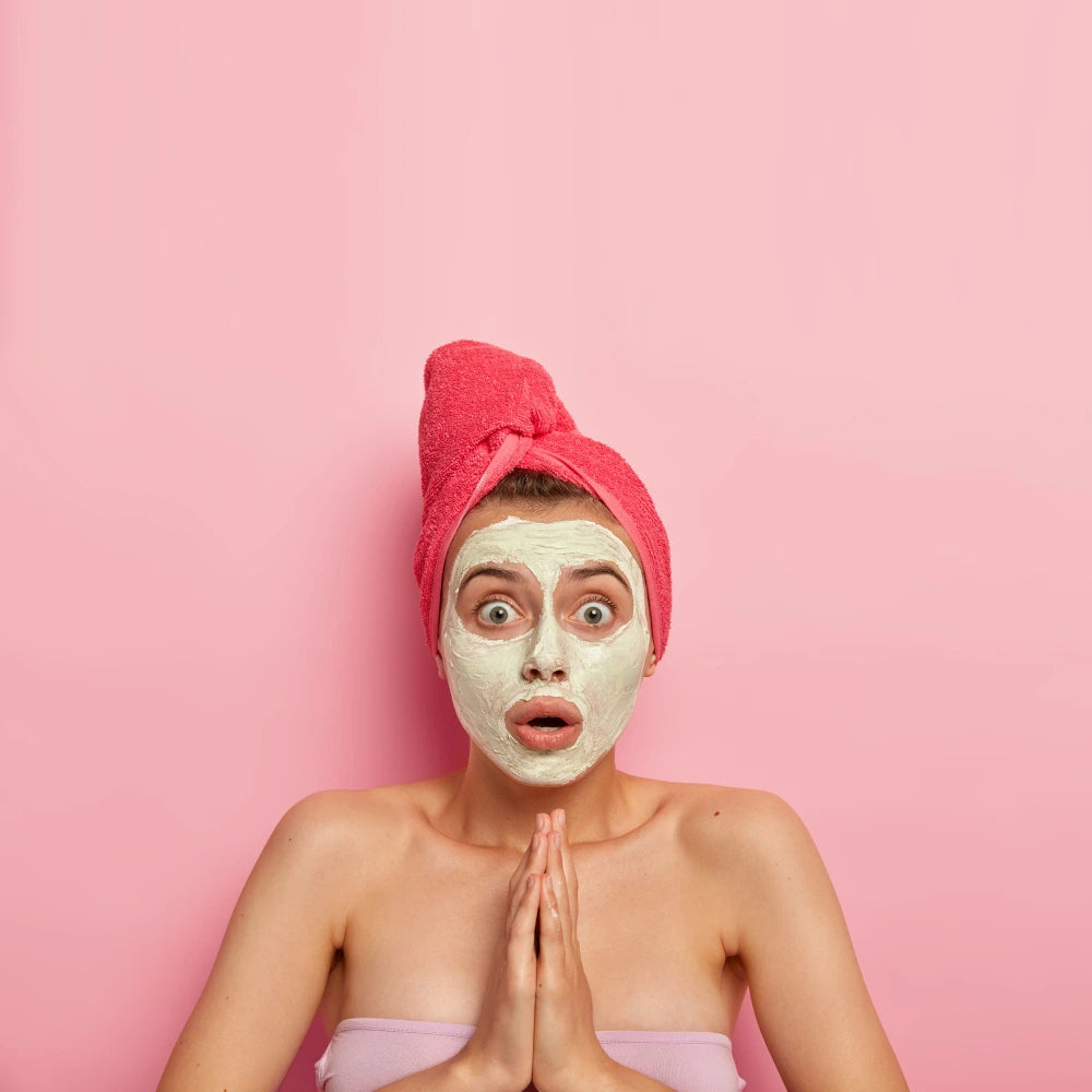Grünee - Aubergine tee mask - Glanzhaut by freepik